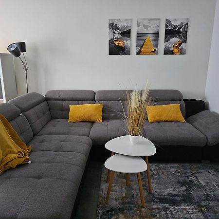 Warburg, Fewo "Sweet Home" 2,5 Zi- Eg-Separater Eingang - Parkplatz - Terasse- Komfortabel,Renoviert Kültér fotó